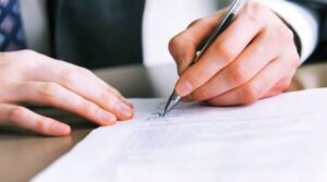 kredi-borcu-olan-biri-kefil-olabilirmi